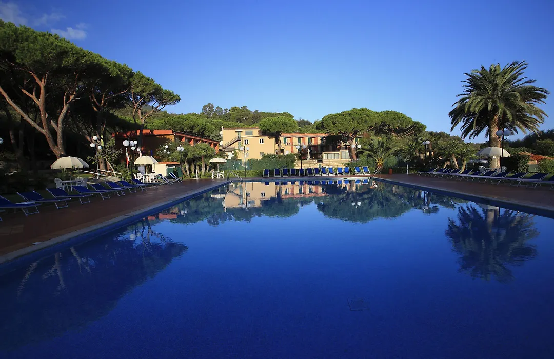 Hotel Desiree-1